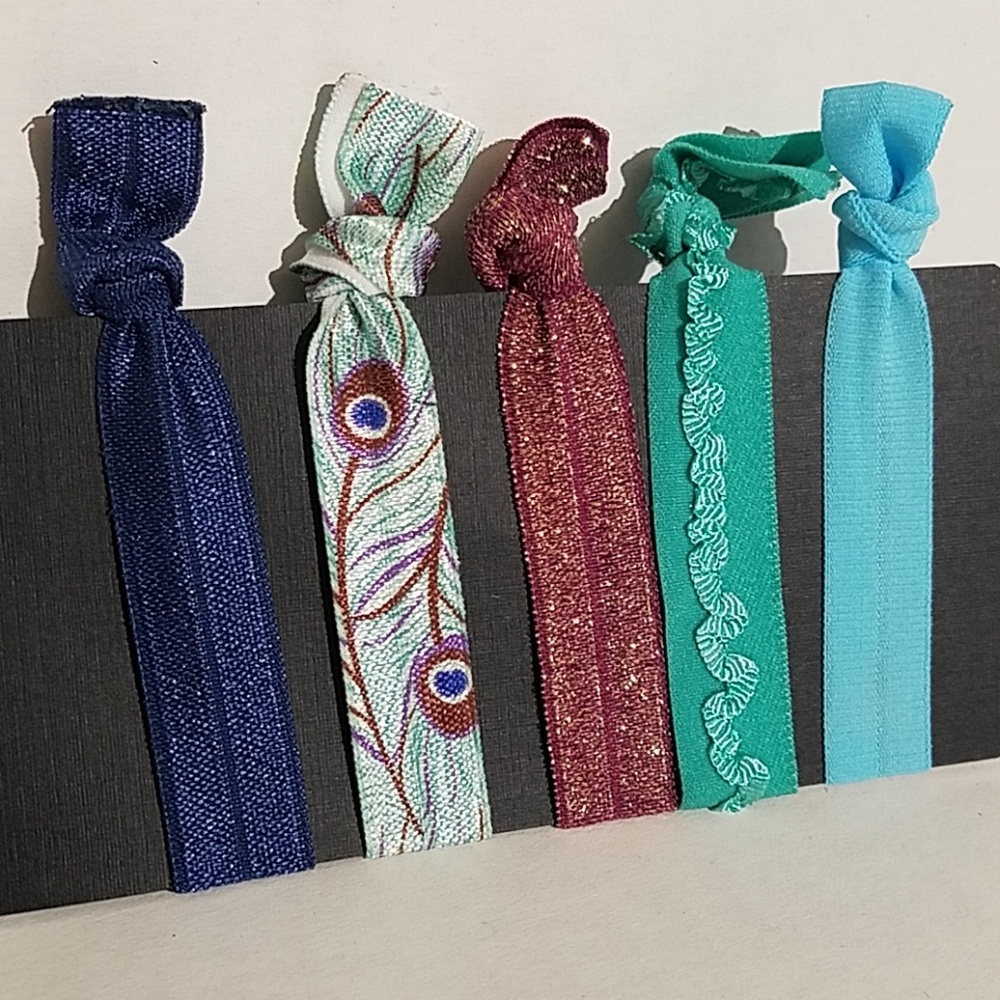 Elastic ponytail holders